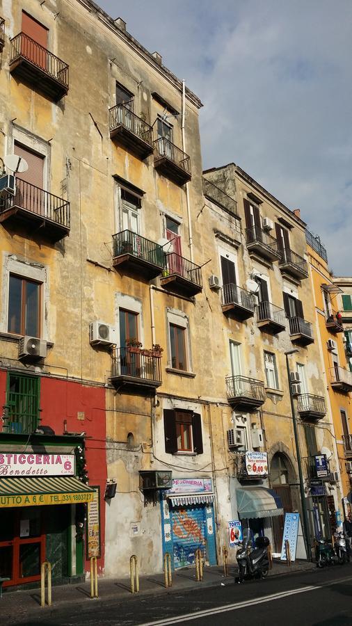 נאפולי B&B A Casa Di Grazia מראה חיצוני תמונה