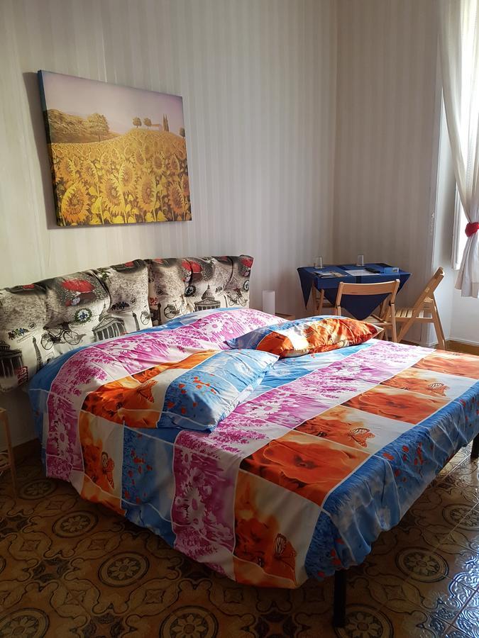 נאפולי B&B A Casa Di Grazia מראה חיצוני תמונה